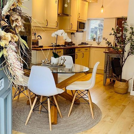 The Tenth House, Grade II Listed Georgian Town House, Wirksworth, Derbyshire, Peak District Cottage, Sleeps 4 Esterno foto