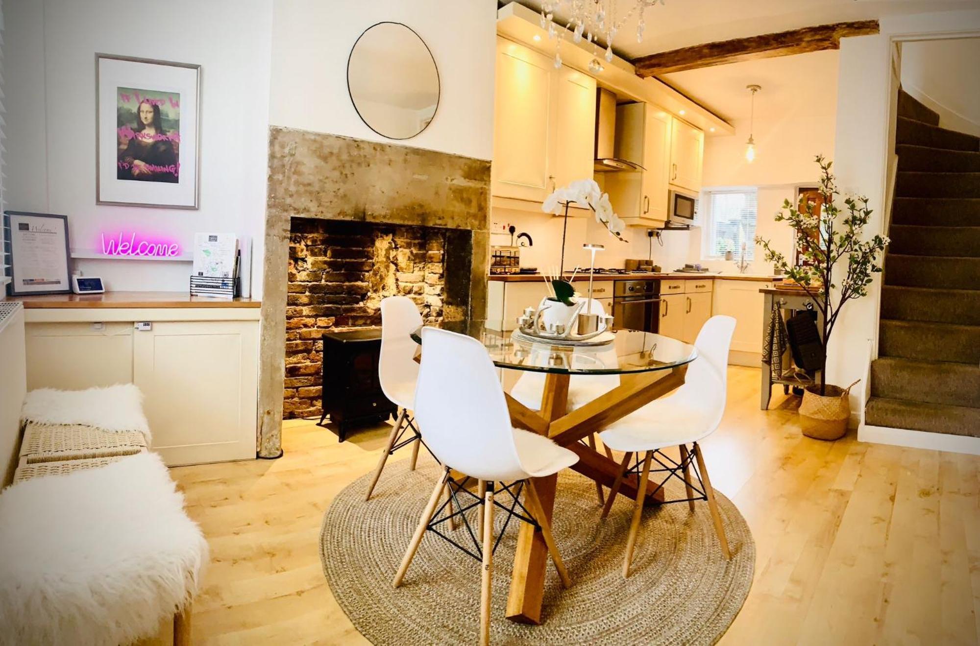 The Tenth House, Grade II Listed Georgian Town House, Wirksworth, Derbyshire, Peak District Cottage, Sleeps 4 Esterno foto